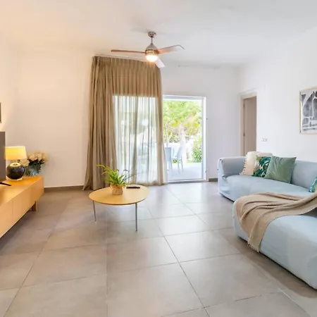 Villa Fidalsa Luxurious Salinas And Sea