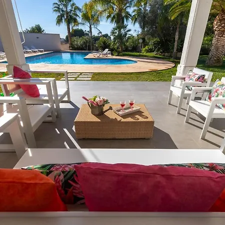 Fidalsa Luxurious Salinas And Sea Villa