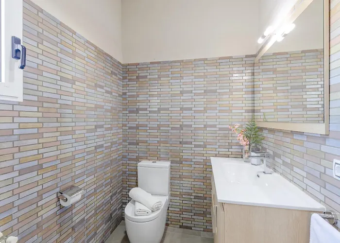 Luxury Premium Salinas *